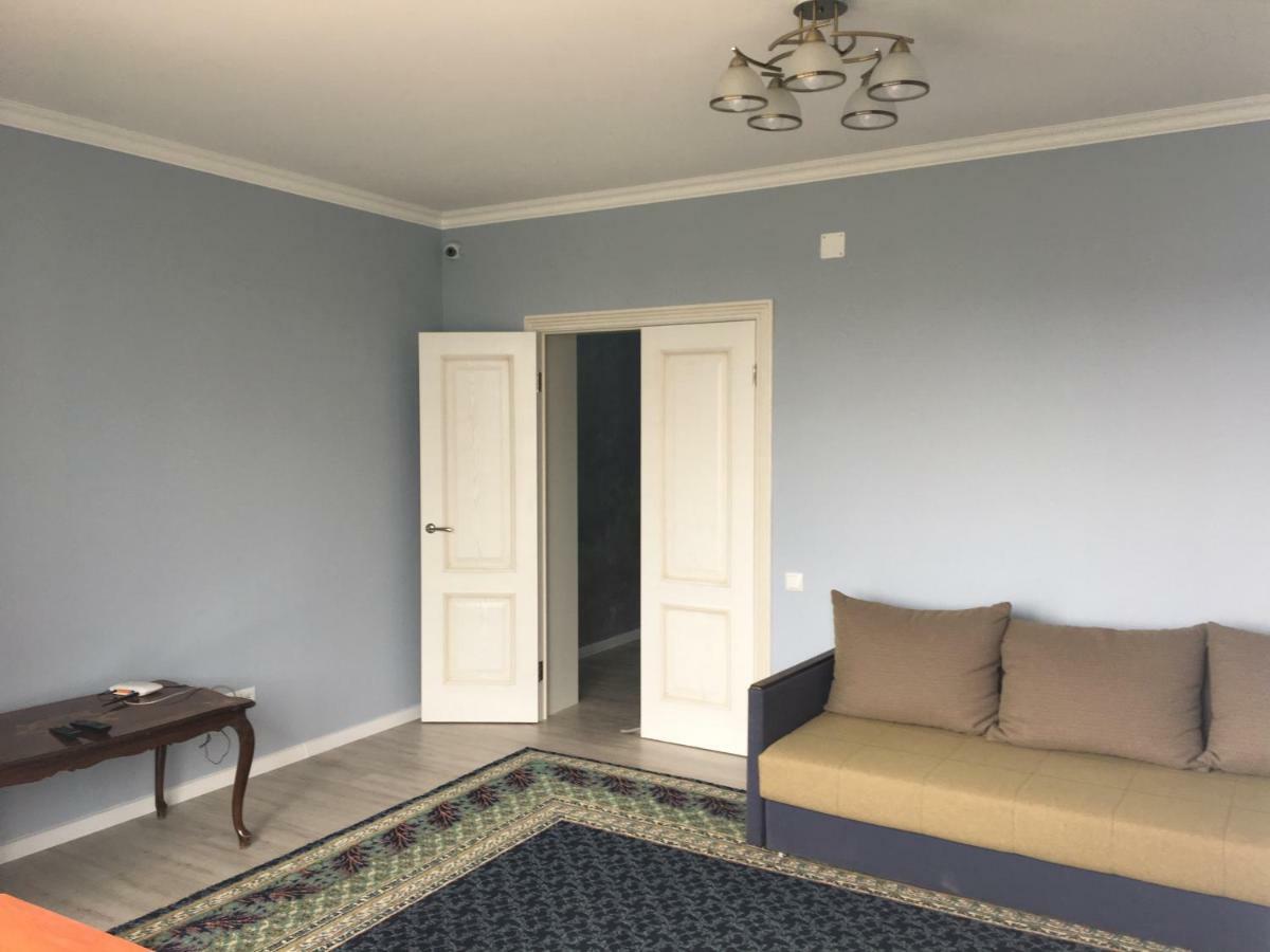 אלמטי Hostel - Guest House Meyman מראה חיצוני תמונה