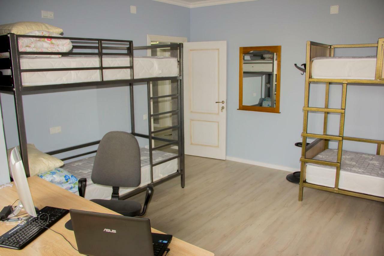 אלמטי Hostel - Guest House Meyman מראה חיצוני תמונה