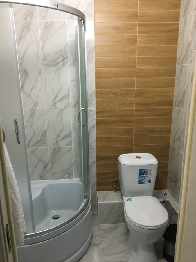 אלמטי Hostel - Guest House Meyman מראה חיצוני תמונה