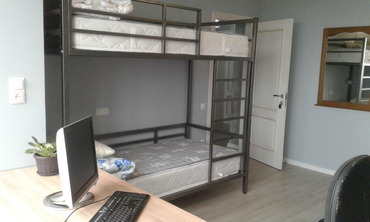 אלמטי Hostel - Guest House Meyman מראה חיצוני תמונה