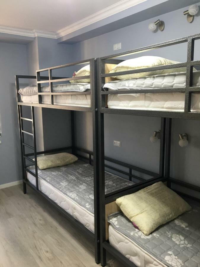 אלמטי Hostel - Guest House Meyman מראה חיצוני תמונה